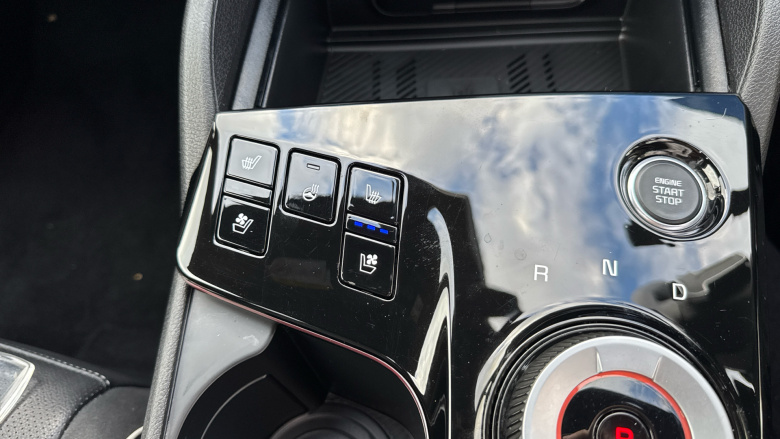 Kia Sportage 1.6T GDi 207 HEV GT-Line S 5dr Auto AWD Hybrid Estate